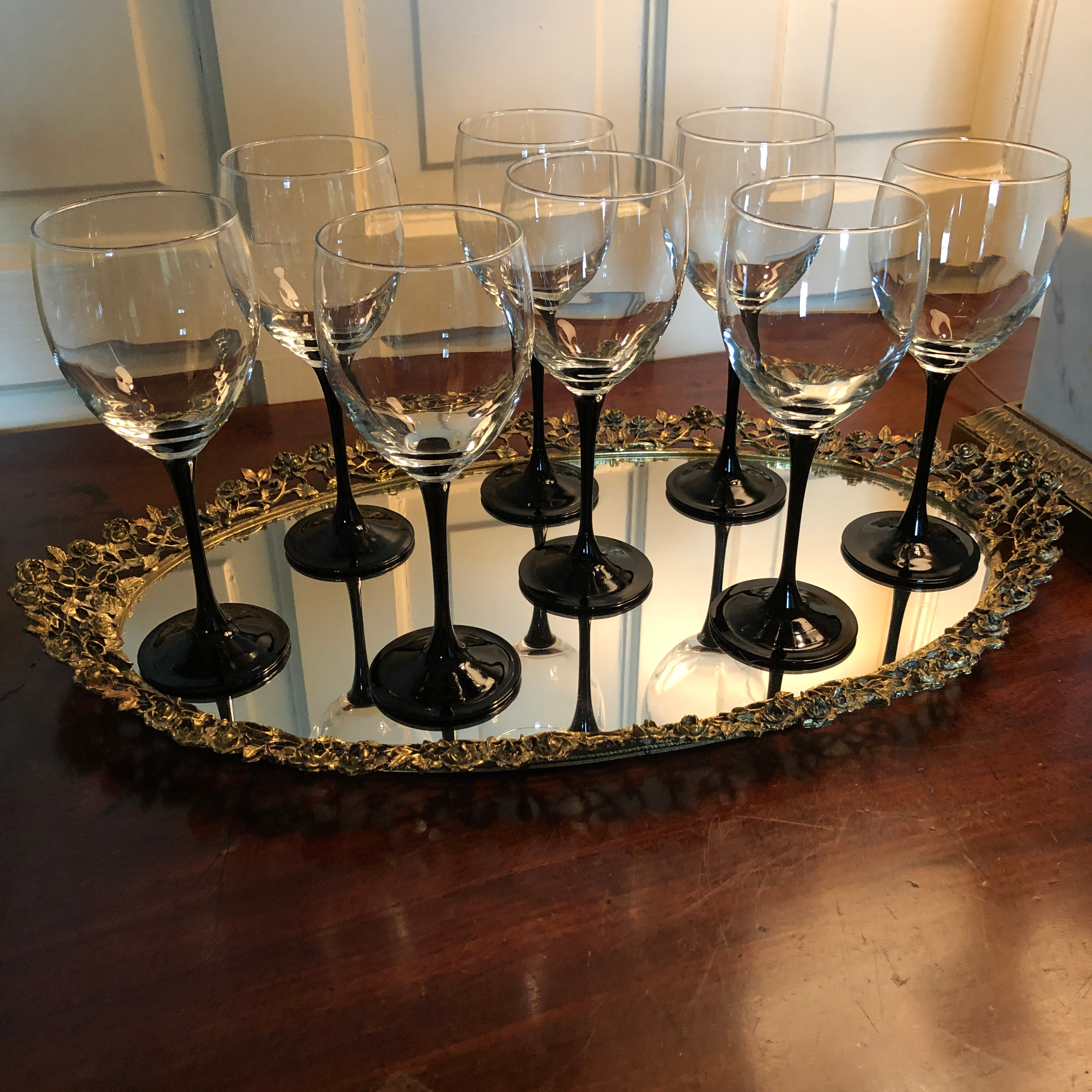 Gold DEI 30123 Stemmed Wine Glass 4.0 x 4.0 x 9.5 